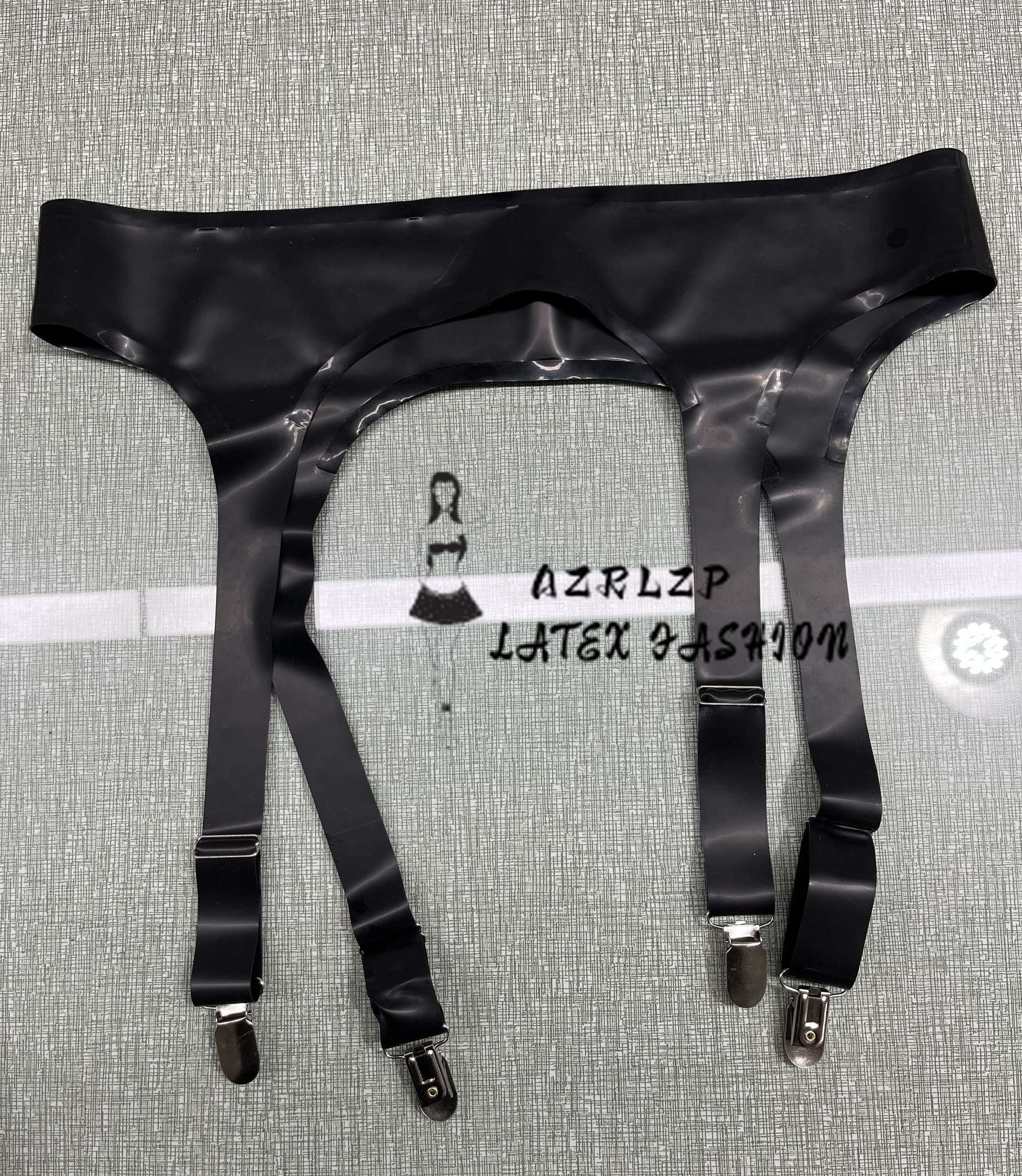 Natural latex garter belt (duc - Garter Belt Set avis et prix